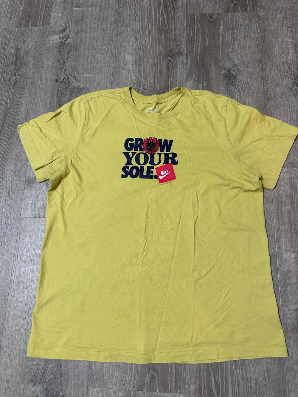 Men's Classic Crew Neck T-Shirt - Yellow